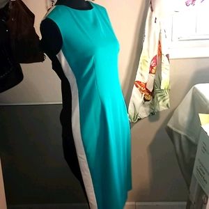 Calvin Klein sleeveless shift dress slimming tri colors teal black and white